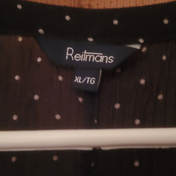 Black and White pleated blouse - Picture 4 of 7